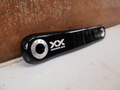 Kurbel von Sram, SRAM XX SL EAGLE T-TYPE KURBELARME / CARBON / 165MM / DUB / 8-BOLT / Q 168MM vor USEDBIKES-OB.DE Hintergrund