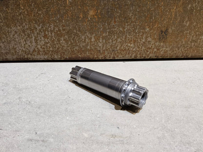 Zubehör von SRM, SRM POWERMETER ORIGIN ROAD SPINDLE 30MM 134MM in variant_title vor USEDBIKES - OB.DE Hintergrund