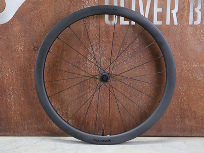 Laufrad/Laufradsatz von Syncros, SYNCROS CAPITAL 1.0 / DT SWISS 240 / LAUFRADSATZ DISC vor USEDBIKES - OB.DE Hintergrund