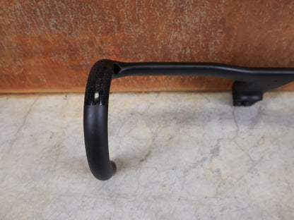 Lenker von Syncros, SYNCROS CRESTON IC SL AERO ROAD COCKPIT – 420 MM – 120 MM – INTEGRIERT vor USEDBIKES - OB.DE Hintergrund