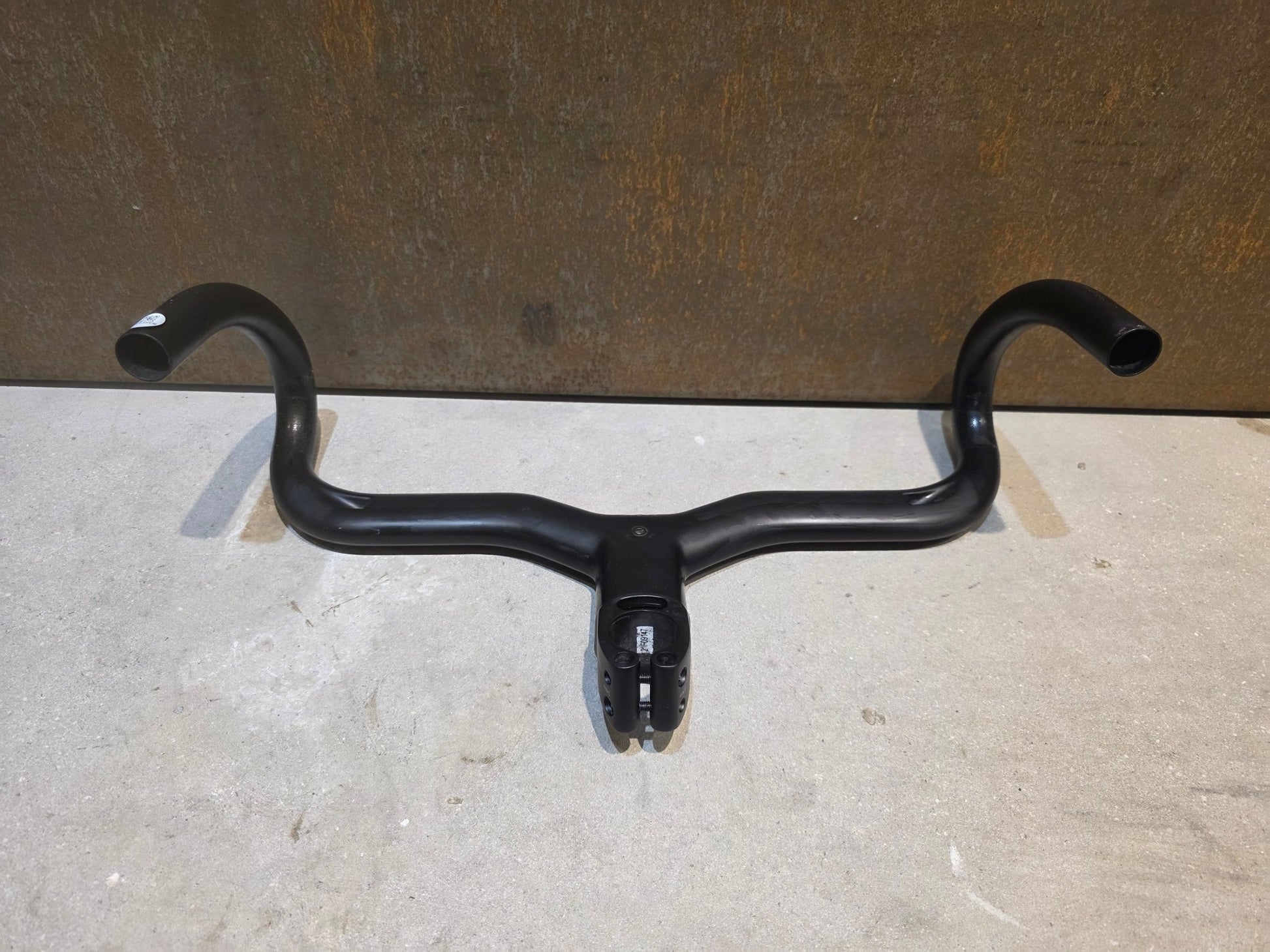 Lenker von Syncros, SYNCROS CRESTON IC SL LENKER - / VORBAUEINHEIT 420 / 120MM vor USEDBIKES - OB.DE Hintergrund