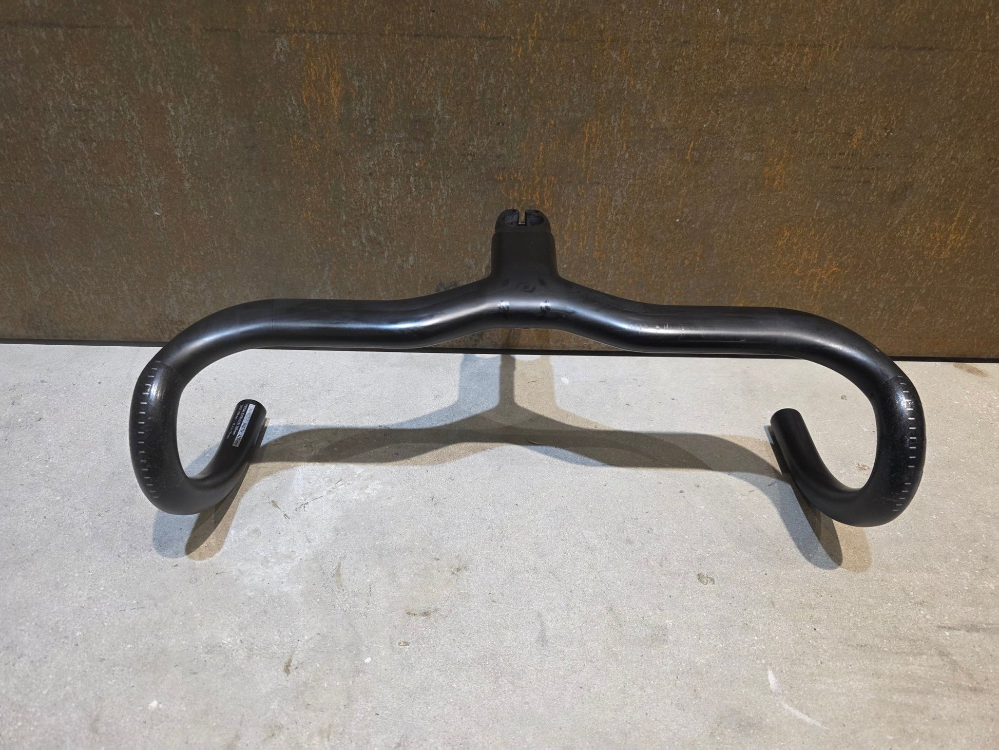 Lenker von Syncros, SYNCROS CRESTON IC SL LENKER - / VORBAUEINHEIT 420 / 120MM vor USEDBIKES - OB.DE Hintergrund