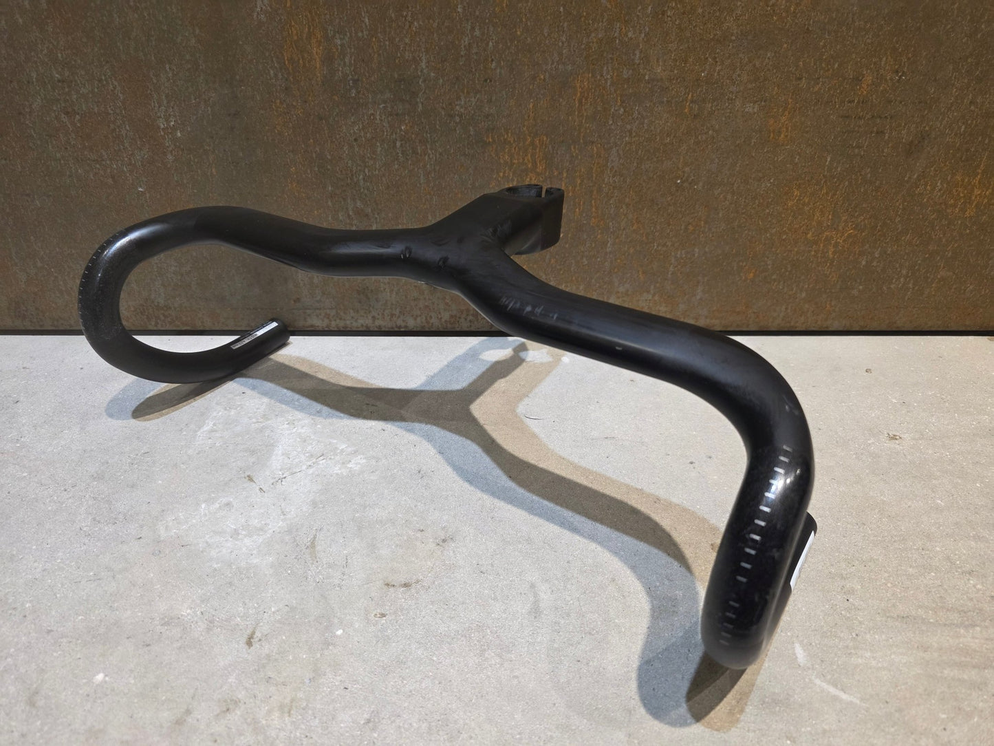 Lenker von Syncros, SYNCROS CRESTON IC SL LENKER - / VORBAUEINHEIT 420 / 120MM vor USEDBIKES - OB.DE Hintergrund