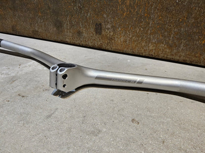 Lenker von Syncros, SYNCROS FRASER IC SL N1NO LENKER - / VORBAUEINHEIT 740 / 90MM vor USEDBIKES - OB.DE Hintergrund