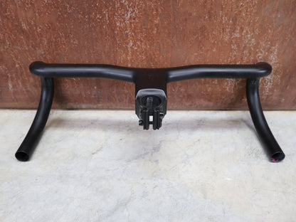 Lenker von Syncros, SYNCROS IC - R100 - SL LENKER - / VORBAUEINHEIT 400 / 110MM vor USEDBIKES - OB.DE Hintergrund