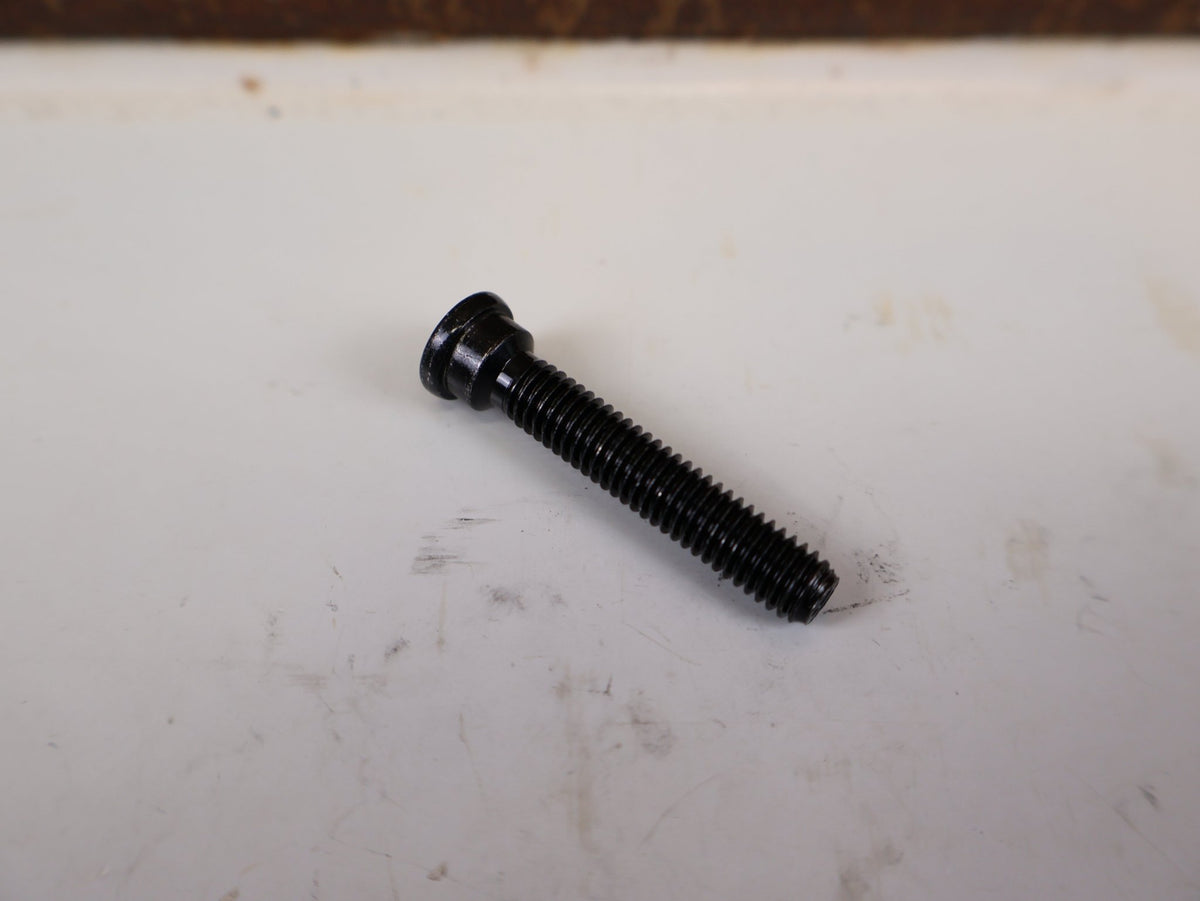 Zubehör von Trek, TREK 2-BOLT SATTEL KLEMMBACKEN 7X7MM SADDLE CLAMP / HAN W524900 vor USEDBIKES-OB.DE Hintergrund