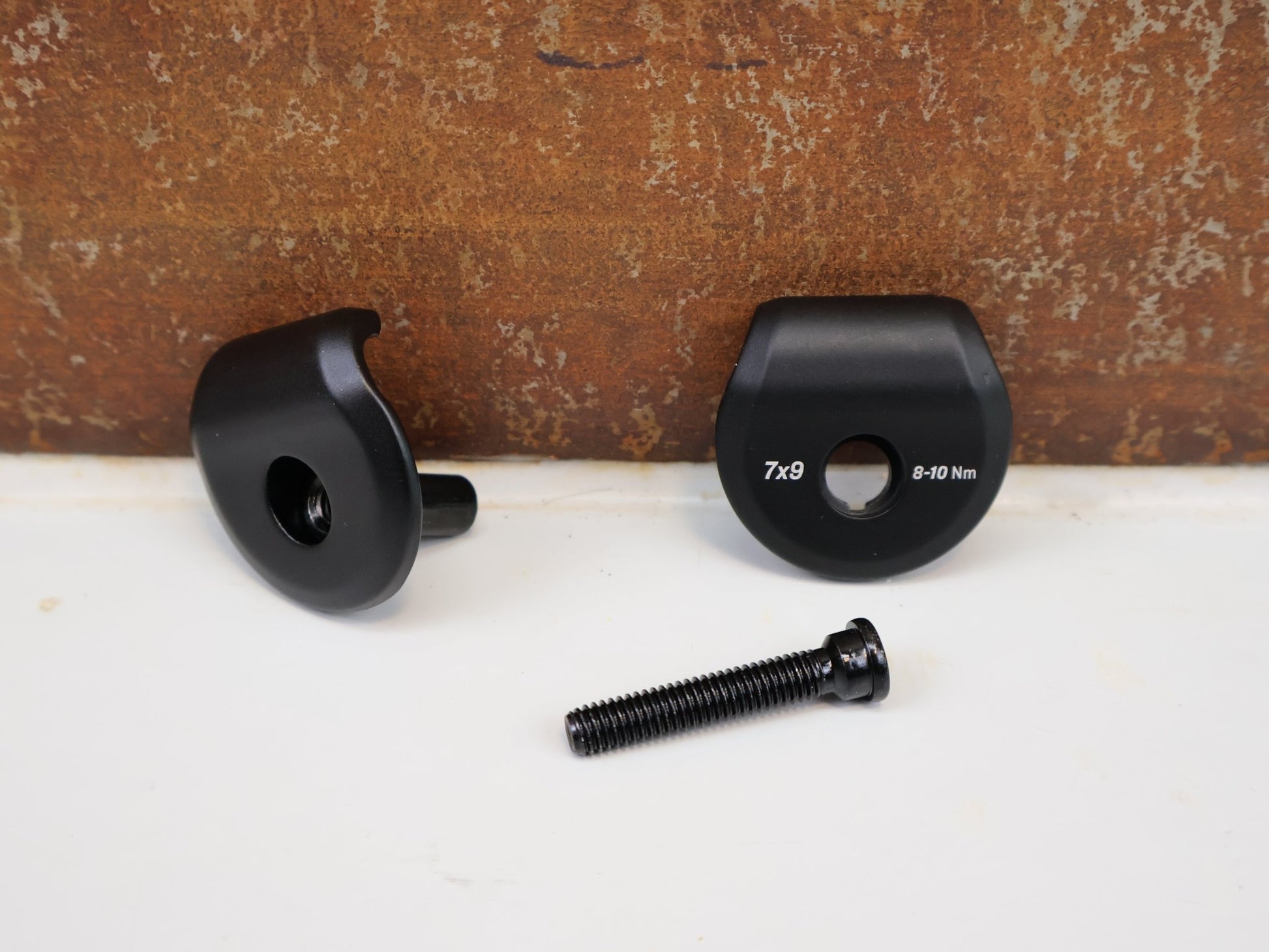 TREK 2-BOLT SATTELSTÜTZEN-KLEMMBACKEN 7X9 MM / FÜR CARBON RAILS / MADO –