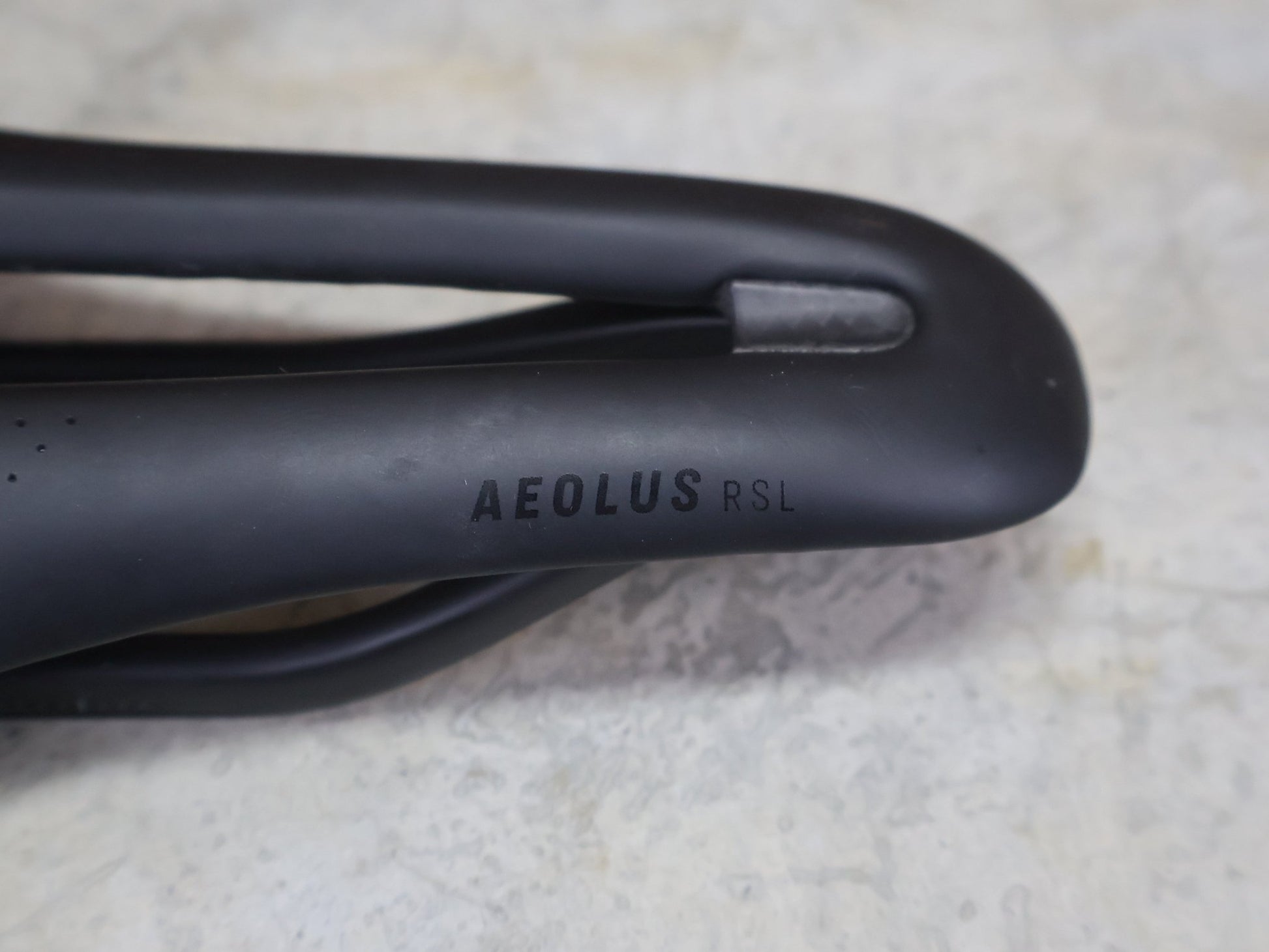 Sattel von Trek, TREK AEOLUS RSL SATTEL 155MM vor USEDBIKES - OB.DE Hintergrund