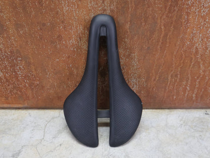 Sattel von Trek, TREK AEOLUS RSL SATTEL 155MM vor USEDBIKES - OB.DE Hintergrund