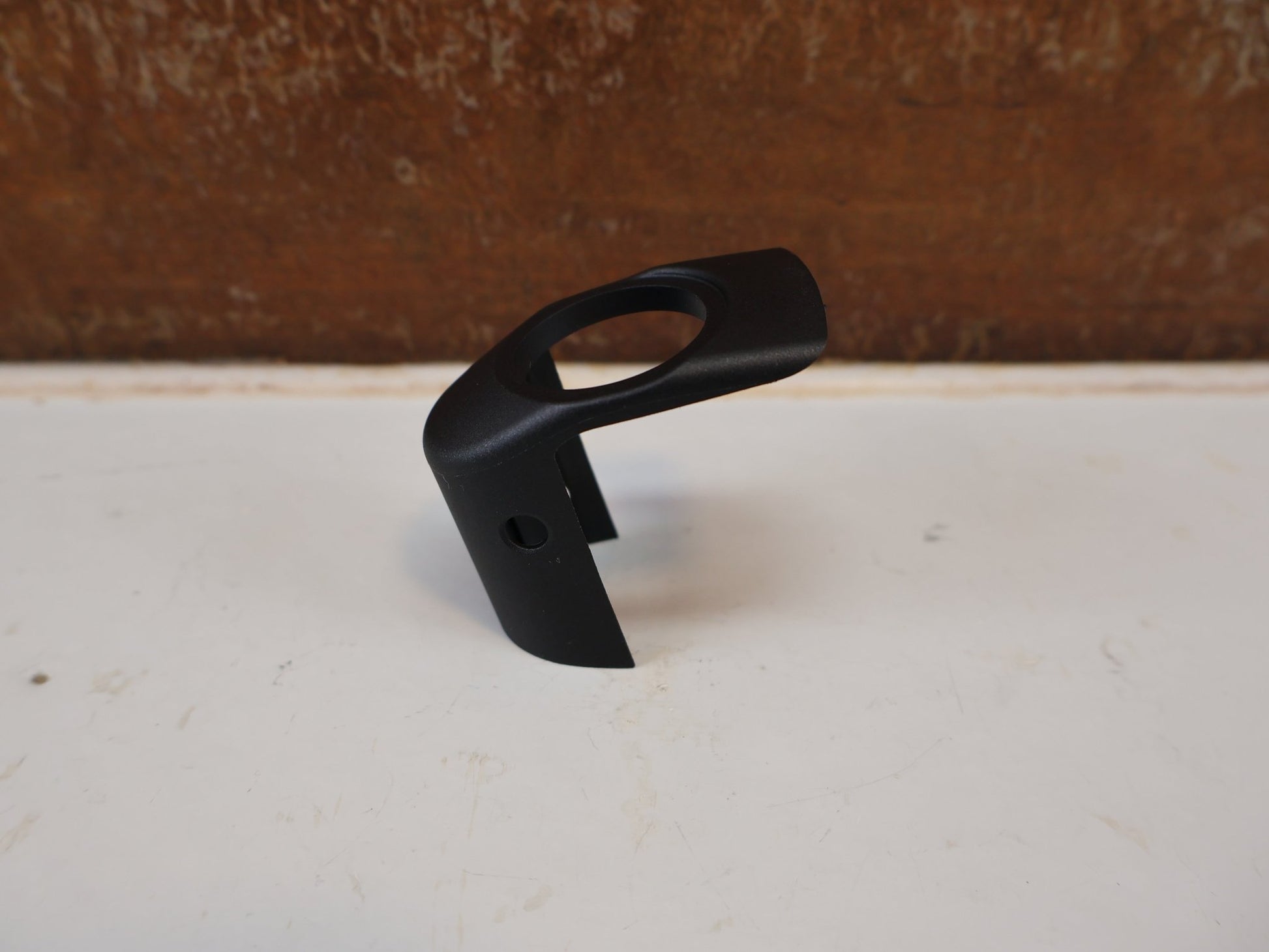 Zubehör von Trek, TREK AERO RSL BARSTEM TOP COVER – EXPOSED STEERER W5316078 vor USEDBIKES-OB.DE Hintergrund
