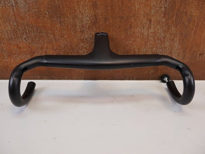 Lenker von Trek, Trek Aero RSL Carbon Lenker Vorbau 390/420x100mm 312g vor USEDBIKES-OB.DE Hintergrund