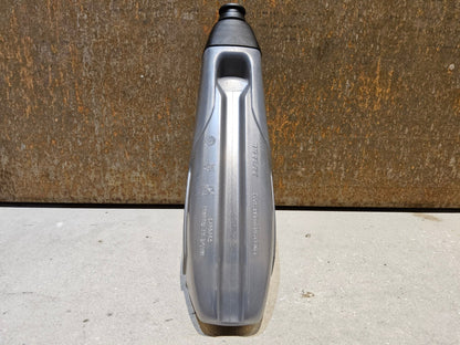 Trinkflaschen und Halter von Trek, TREK AERO TRINKFLASCHE UND CARBON FLASCHENHALTER vor USEDBIKES - OB.DE Hintergrund