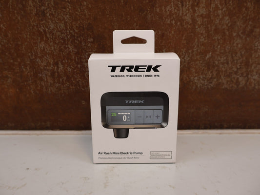 Luftpumpen & Werkzeug von Trek, TREK AIR RUSH ELEKTRISCHE PUMPE 120 PSI AKKU KOMPRESSOR 133G vor USEDBIKES-OB.DE Hintergrund