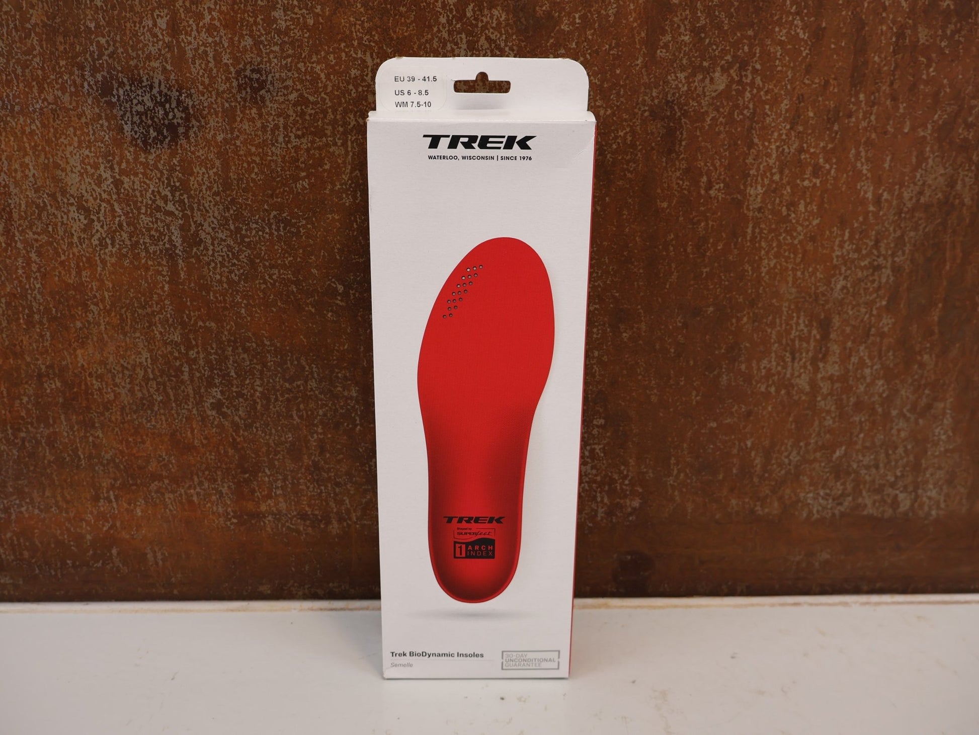 Sonstiges von Trek, TREK BIODYNAMIC EINLEGESOHLEN / FAHRRADSCHUHE ERGONOMISCH FLACH ROT vor USEDBIKES-OB.DE Hintergrund