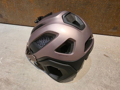 Helme von Trek, TREK BLAZE WAVECEL FAHRRADHELM / BRONZE AGE BLACK vor USEDBIKES - OB.DE Hintergrund