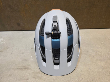 Helme von Trek, TREK BLAZE WAVECEL FAHRRADHELM / GRAVEL DARK AQUATIC vor USEDBIKES - OB.DE Hintergrund