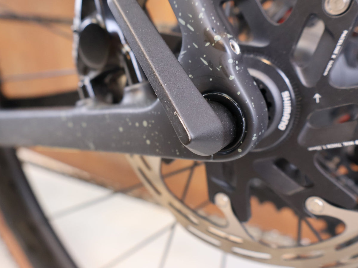 Gravel/Cyclocross von Trek, Trek Checkmate SLR 7 AXS Gravel Bike Powermeter / M/L vor USEDBIKES-OB.DE Hintergrund