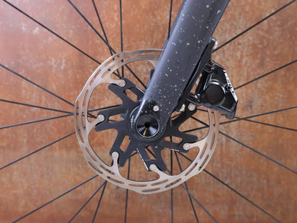 Gravel/Cyclocross von Trek, Trek Checkmate SLR 7 AXS Gravel Bike Powermeter / M/L vor USEDBIKES-OB.DE Hintergrund