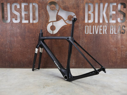 Gravel - /Cyclocrossrahmen von Trek, TREK CHECKMATE SLR RAHMENSET / M vor USEDBIKES - OB.DE Hintergrund