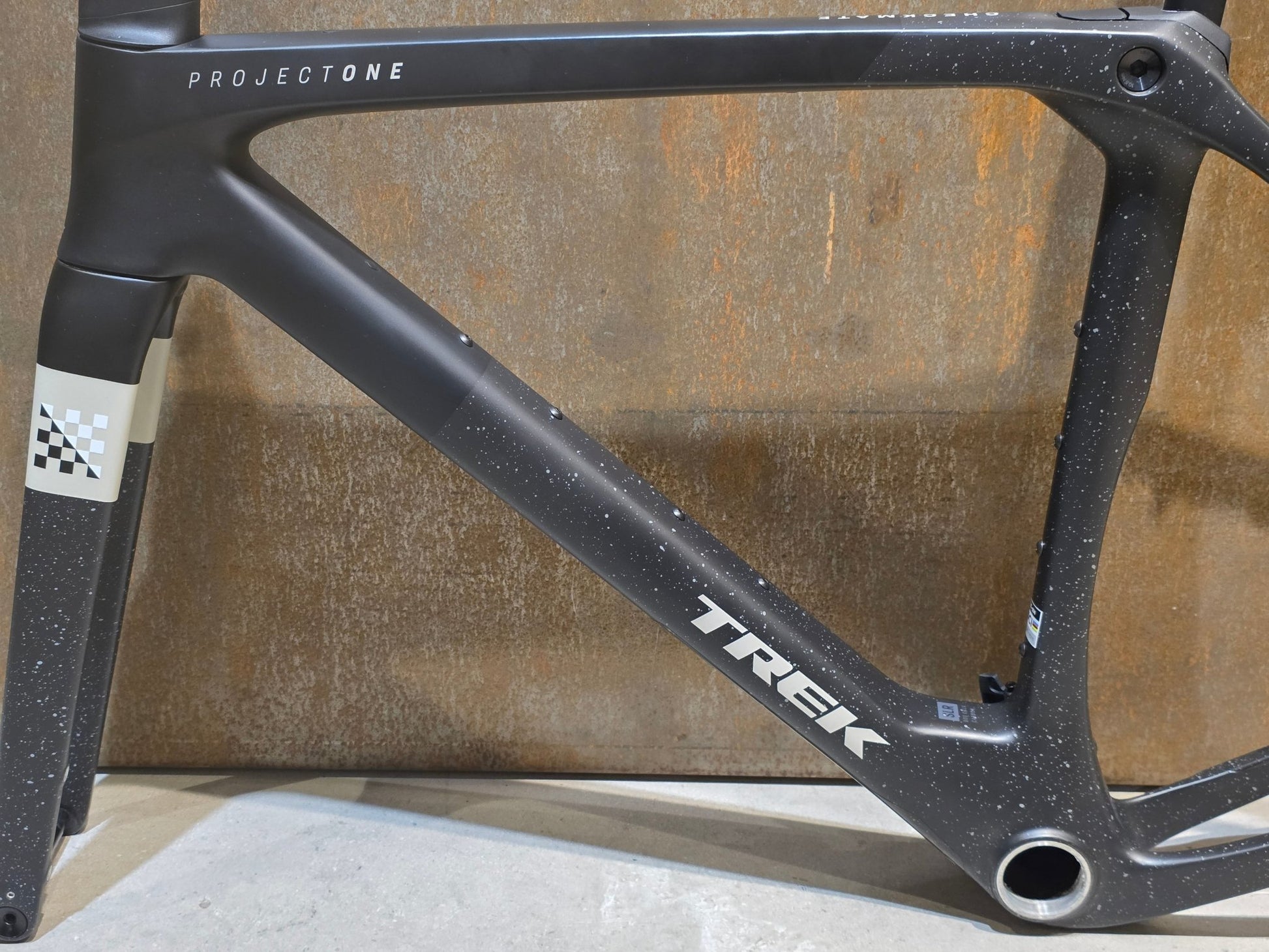 Gravel - /Cyclocrossrahmen von Trek, TREK CHECKMATE SLR RAHMENSET / M vor USEDBIKES - OB.DE Hintergrund