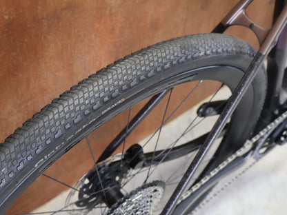 Gravel/Cyclocross von Trek, TREK CHECKPOINT SL 7 AXS GEN 3 / BRONZE AGE / M vor USEDBIKES - OB.DE Hintergrund