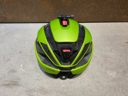 Helme von Trek, TREK CIRCUIT WAVECEL FAHRRADHELM / POWER SURGE vor USEDBIKES - OB.DE Hintergrund