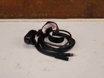 Zubehör von Trek, TREK DOMANE E-BIKE LENKER FERNBEDIENUNG REMOTE BEDIENELEMENT / W5264978 vor USEDBIKES-OB.DE Hintergrund