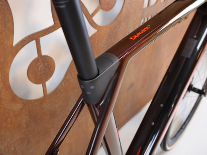 E-Rennrad/-Gravel von Trek, TREK DOMANE+ SL 7 AXS GEN 5 SERPENTINE / L / E-GRAVEL /-ROAD vor USEDBIKES-OB.DE Hintergrund