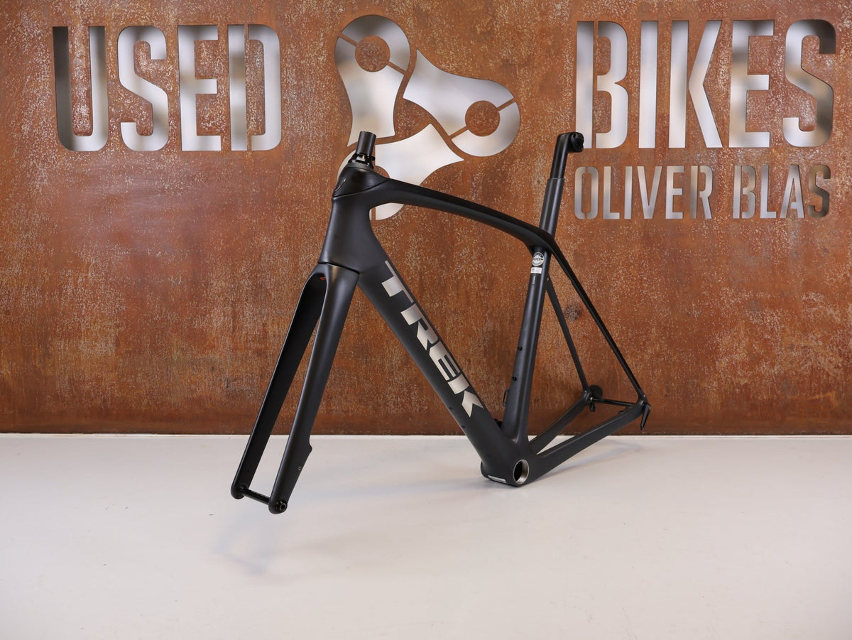 Rennradrahmen von Trek, Trek Domane SL 7 Rahmenset RH 56cm Carbon IsoSpeed / 2020 vor USEDBIKES-OB.DE Hintergrund