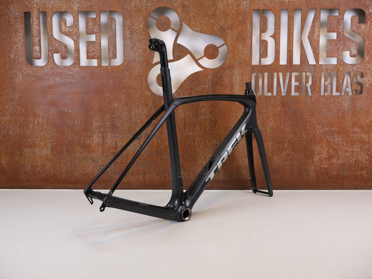 Rennradrahmen von Trek, Trek Domane SL 7 Rahmenset RH 56cm Carbon IsoSpeed / 2020 vor USEDBIKES-OB.DE Hintergrund