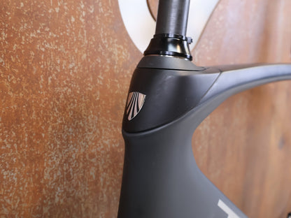 Rennradrahmen von Trek, Trek Domane SL 7 Rahmenset RH 56cm Carbon IsoSpeed / 2020 vor USEDBIKES-OB.DE Hintergrund