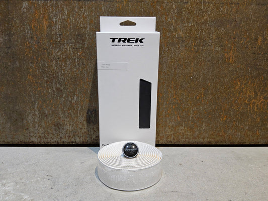 Griffe und Lenkerbänder von Trek, TREK ECOTACK LENKERBANDSET / WHITE vor USEDBIKES - OB.DE Hintergrund