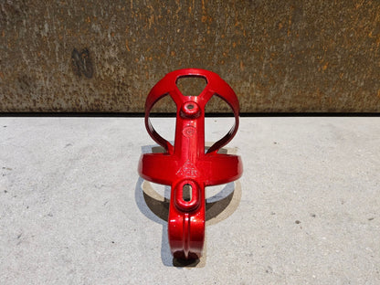 Trinkflaschen und Halter von Trek, TREK ELITE RECYCLED FLASCHENHALTER / CRIMSON DARK RED vor USEDBIKES - OB.DE Hintergrund