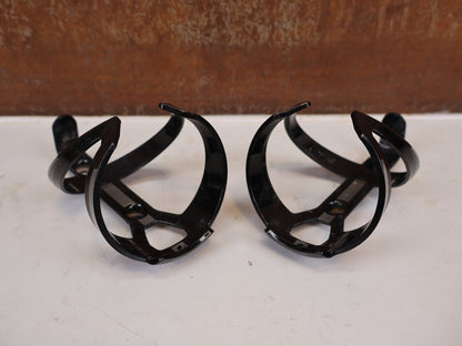 Trinkflaschen und Halter von Bontrager, Trek Elite Recycled Flaschenhalter Set 2er Pack a 38g vor USEDBIKES-OB.DE Hintergrund