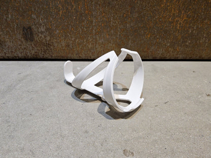 Trinkflaschen und Halter von Trek, TREK ELITE RECYCLED FLASCHENHALTER / WHITE vor USEDBIKES - OB.DE Hintergrund
