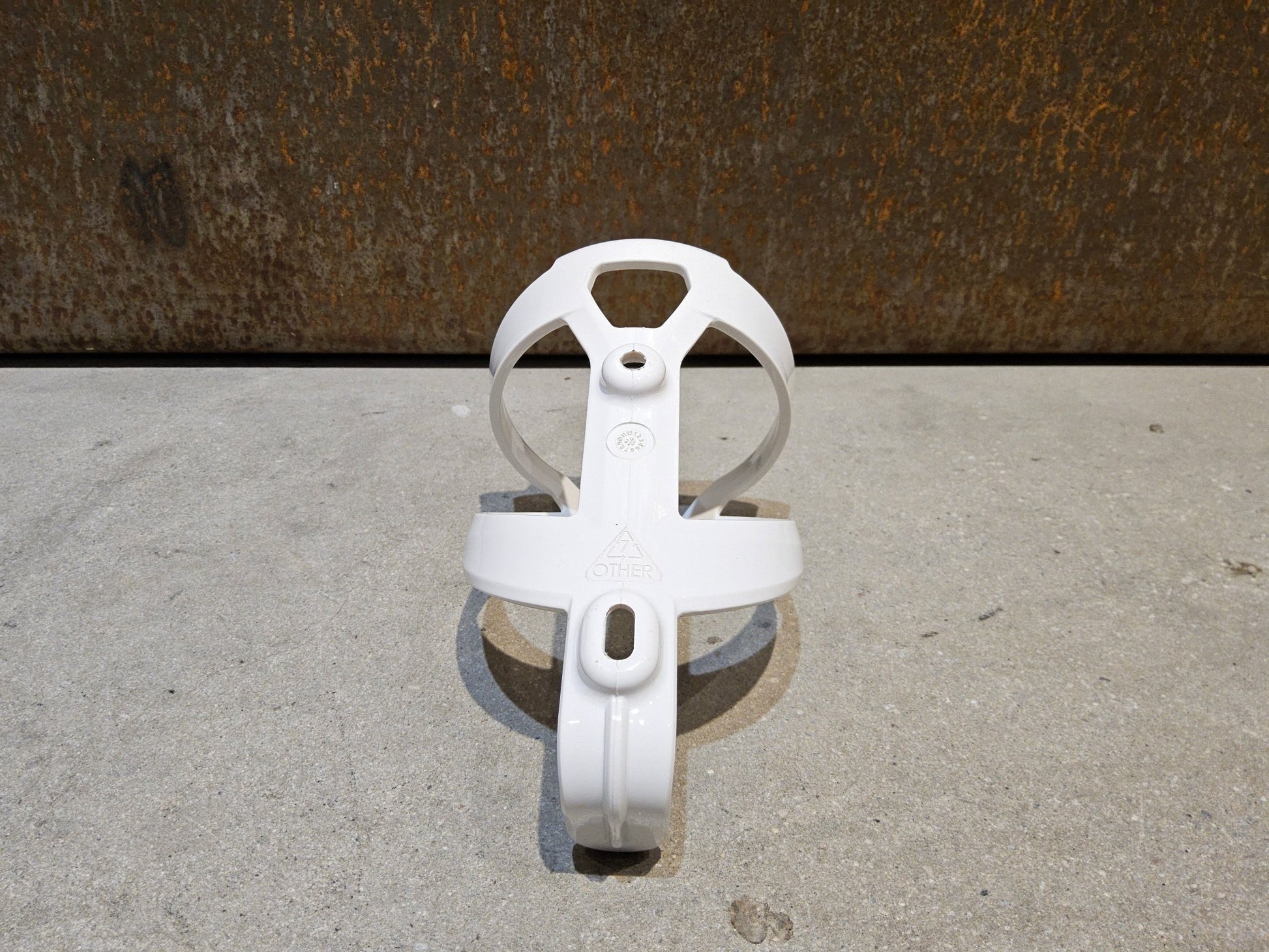 Trinkflaschen und Halter von Trek, TREK ELITE RECYCLED FLASCHENHALTER / WHITE vor USEDBIKES - OB.DE Hintergrund