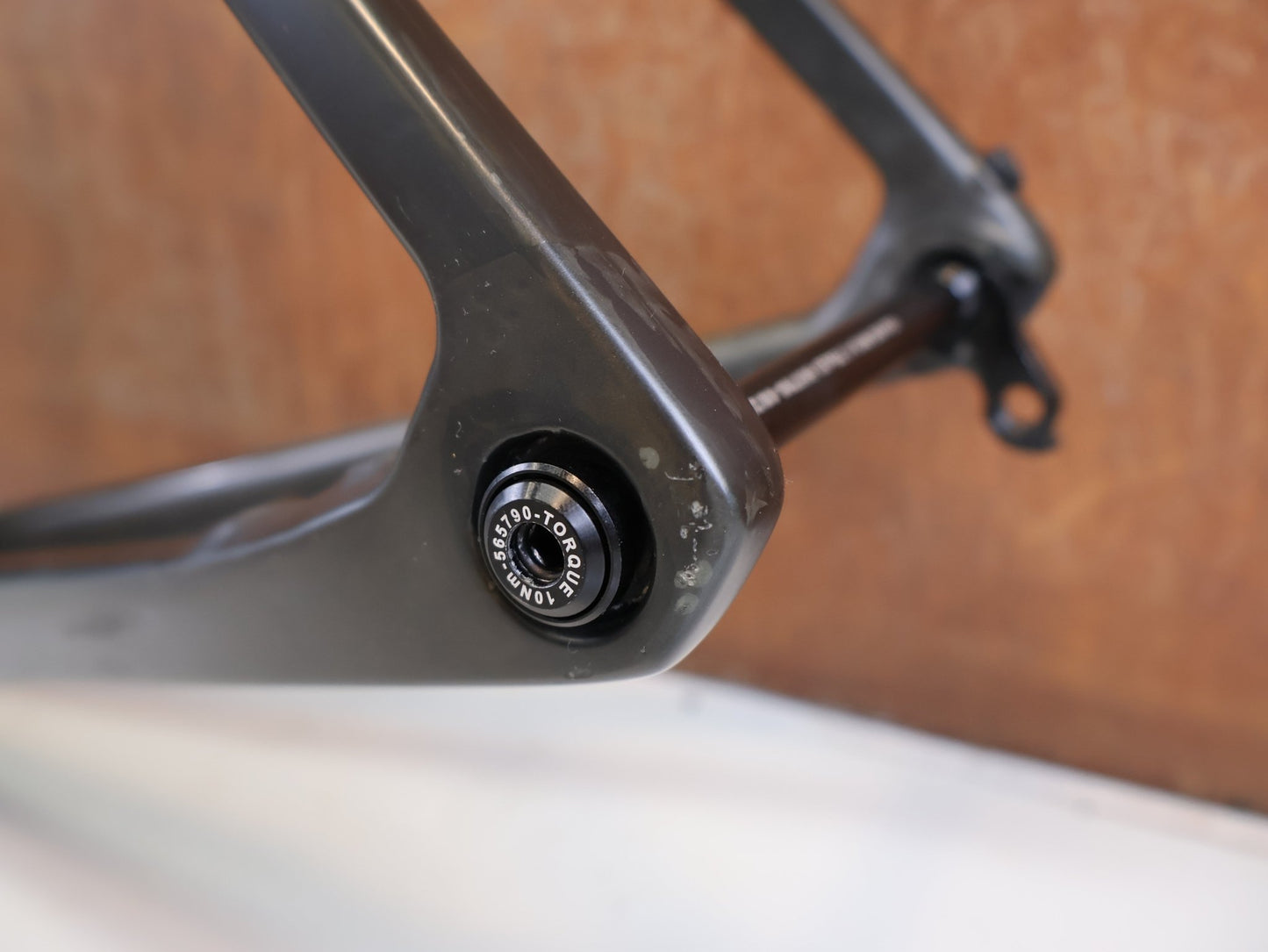 Rennradrahmen von Trek, TREK EMONDA SLR CARBON RAHMENSET MATTE ONYX / 56 vor USEDBIKES-OB.DE Hintergrund