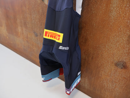 Damenbekleidung - TFR von Santini, TREK FACTORY RACING XC RACE BIBSHORT C2 / TRÄGERHOSE / DAMEN vor USEDBIKES-OB.DE Hintergrund