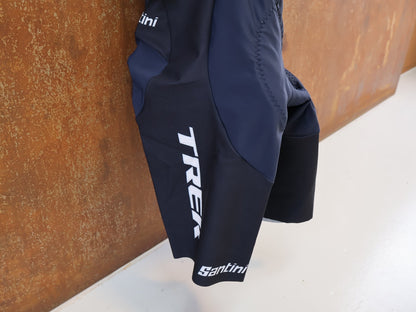 Herrenbekleidung - TFR von Santini, TREK FACTORY RACING XC RACE BIBSHORT / TRÄGERHOSE / HERREN vor USEDBIKES-OB.DE Hintergrund