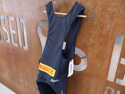 Herrenbekleidung - TFR von Santini, TREK FACTORY RACING XC THERMAL BIBTIGHT / LANGE TRÄGERHOSE / HERREN vor USEDBIKES-OB.DE Hintergrund