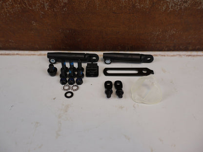 Schutzbleche, Gepäckträger & Körbe von Trek, TREK FETCH+ 2 SCHUTZBLECHSET 20 ZOLL SCHWARZ vor USEDBIKES-OB.DE Hintergrund