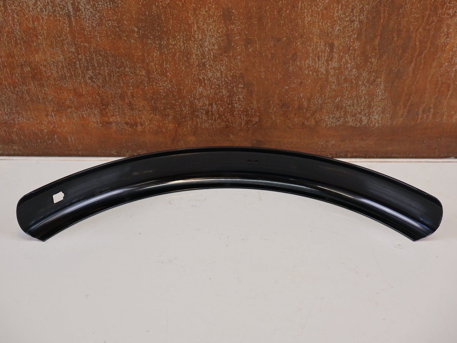 Schutzbleche, Gepäckträger & Körbe von Trek, TREK FETCH+ 2 SCHUTZBLECHSET 20 ZOLL SCHWARZ vor USEDBIKES-OB.DE Hintergrund