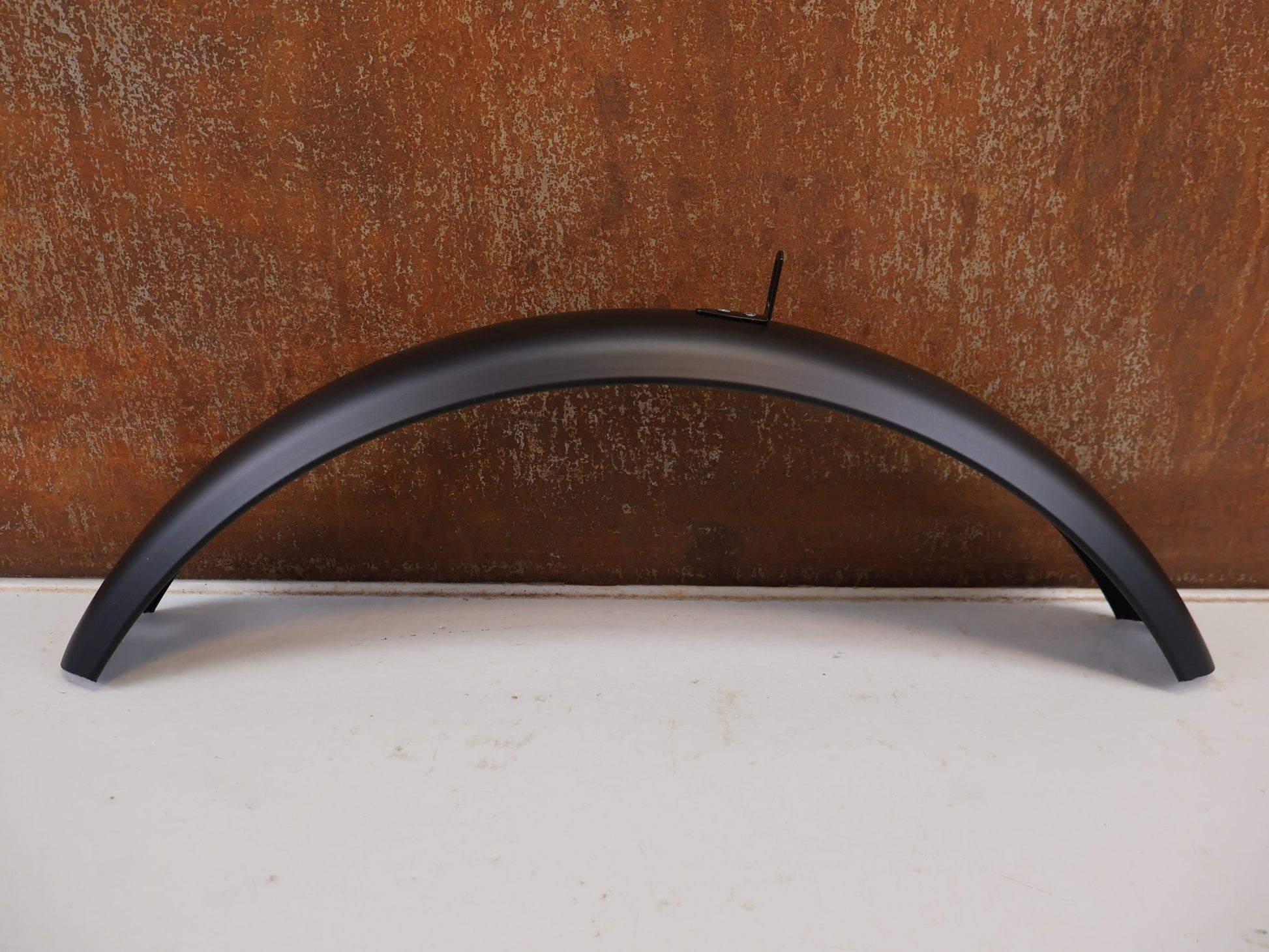 Schutzbleche, Gepäckträger & Körbe von Trek, TREK FETCH+ 2 SCHUTZBLECHSET 20 ZOLL SCHWARZ vor USEDBIKES-OB.DE Hintergrund