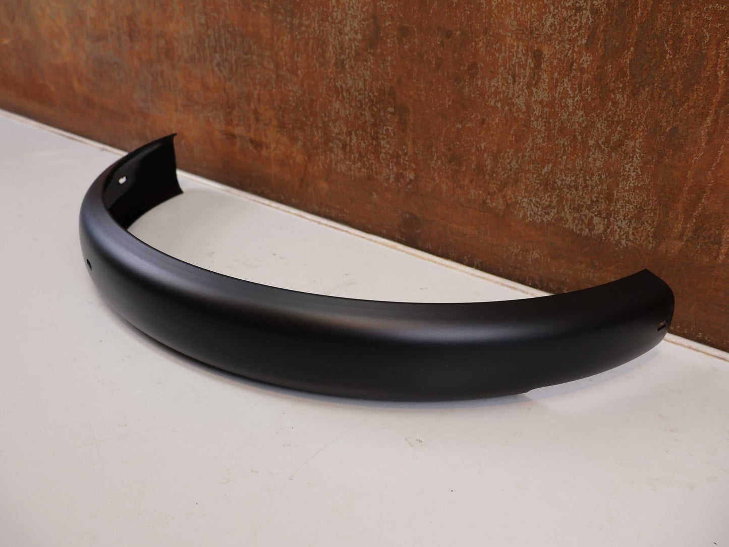 Schutzbleche, Gepäckträger & Körbe von Trek, TREK FETCH+ 2 SCHUTZBLECHSET 20 ZOLL SCHWARZ vor USEDBIKES-OB.DE Hintergrund