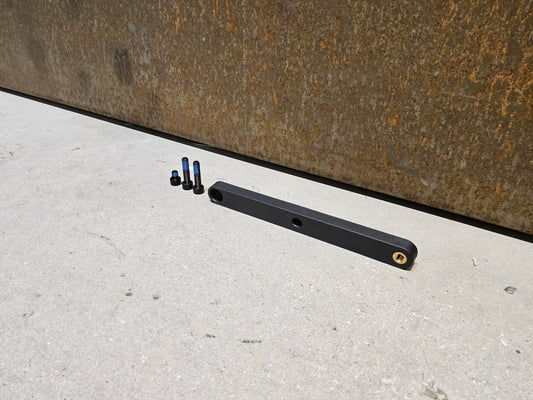 Trinkflaschen und Halter von Trek, TREK FLASCHENHALTER ADAPTER vor USEDBIKES - OB.DE Hintergrund