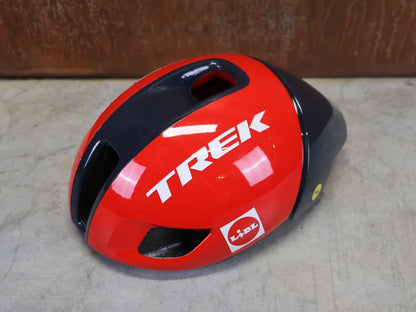 Helme von Trek, TREK - LIDL TEAM EDITION BALLISTA MIPS FAHRRADHELM vor USEDBIKES - OB.DE Hintergrund