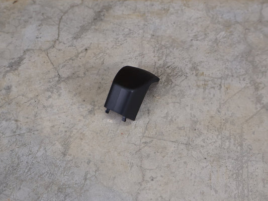 Zubehör von Trek, TREK MADONE GEN 7 BARSTEM TOP COVERS / FLUSH STEERER V2 – FLUSH STEERER W5318065 vor USEDBIKES - OB.DE Hintergrund