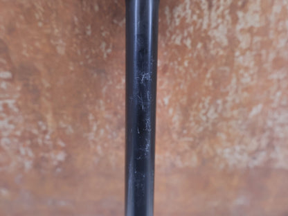 Sattelstütze von Trek, Trek Madone Gen 8 Carbon Sattelstütze 190mm 0mm Setback vor USEDBIKES-OB.DE Hintergrund