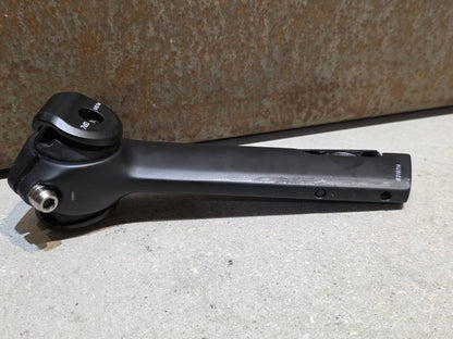 Sattelstütze von Bontrager, TREK MADONE GEN 8 SATTELSTÜTZE / CARBON SMOKE / 150MM / SB 0MM vor USEDBIKES - OB.DE Hintergrund