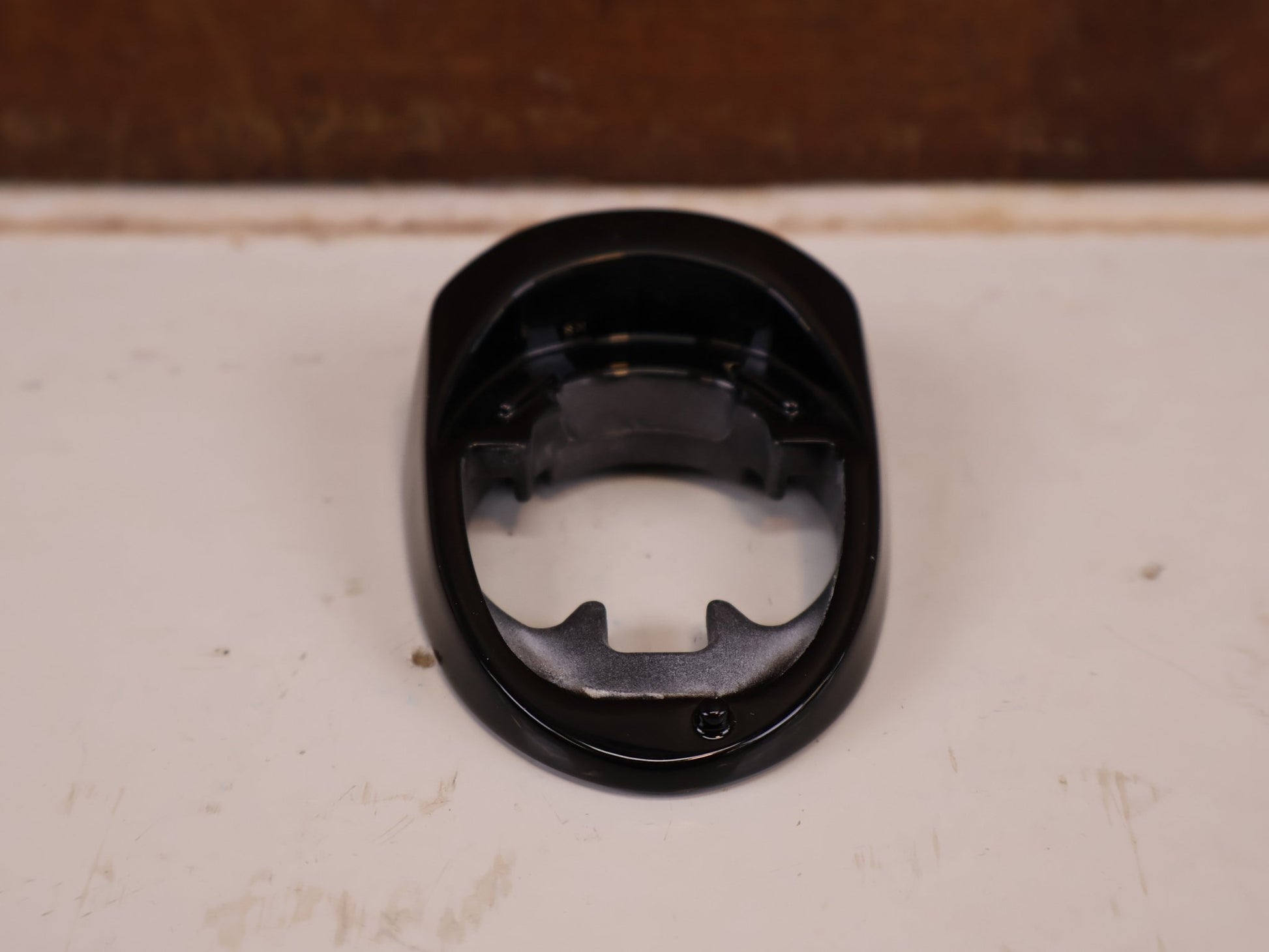 Zubehör von Trek, TREK MADONE SL PAINTED HEADSET COVER ABDECKUNG SCHWARZ W592076 vor USEDBIKES-OB.DE Hintergrund